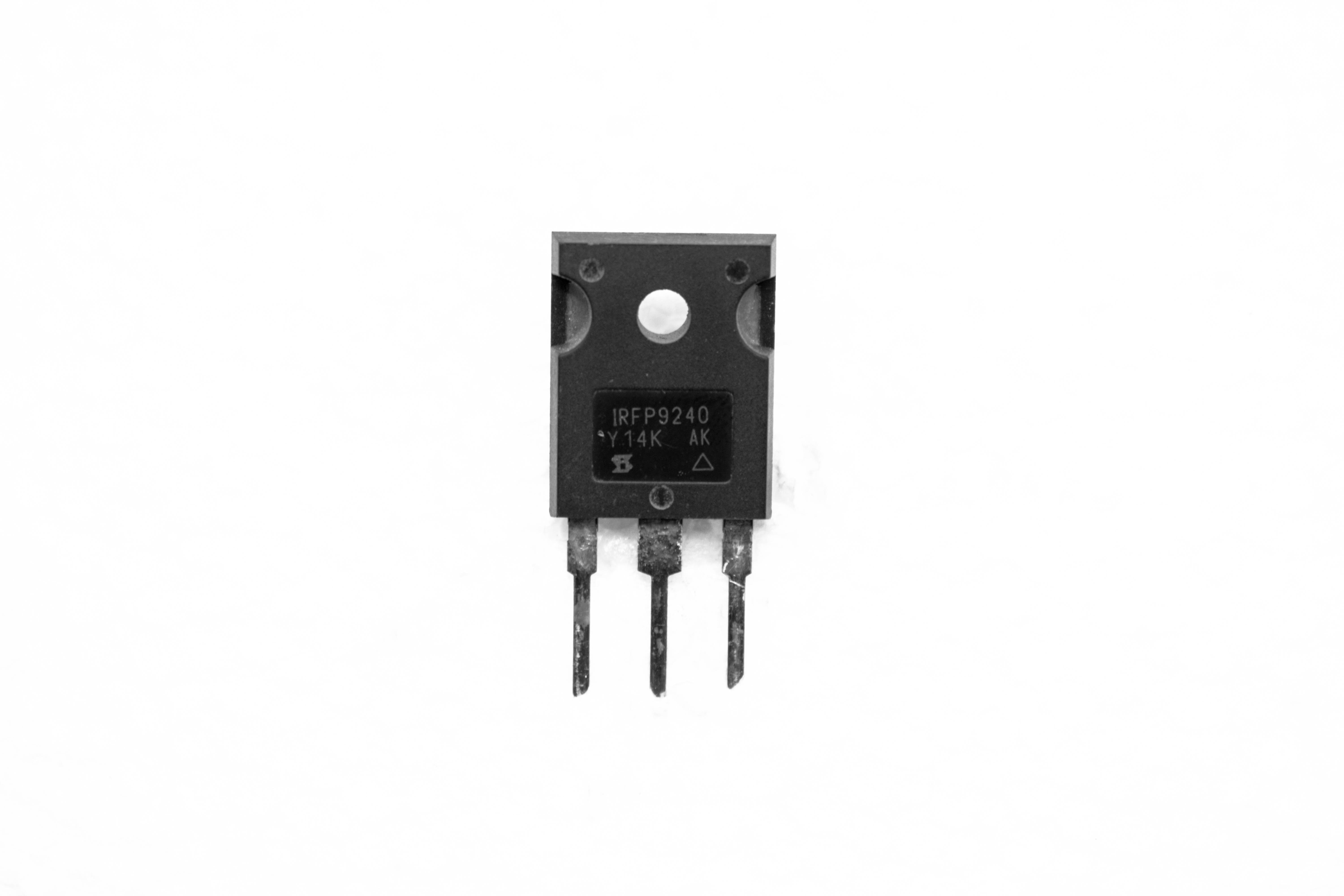 IRFP9240