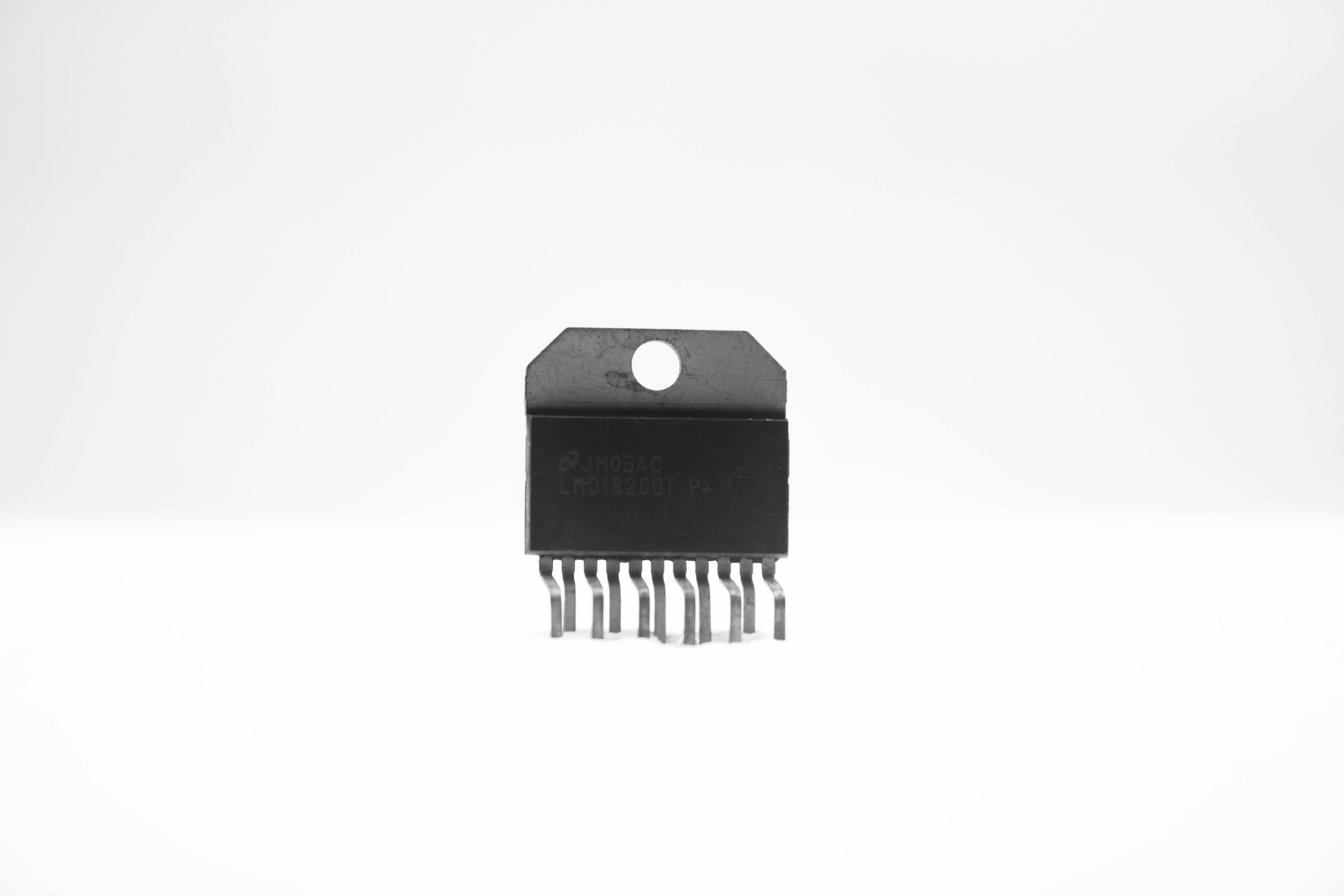 LMD18200