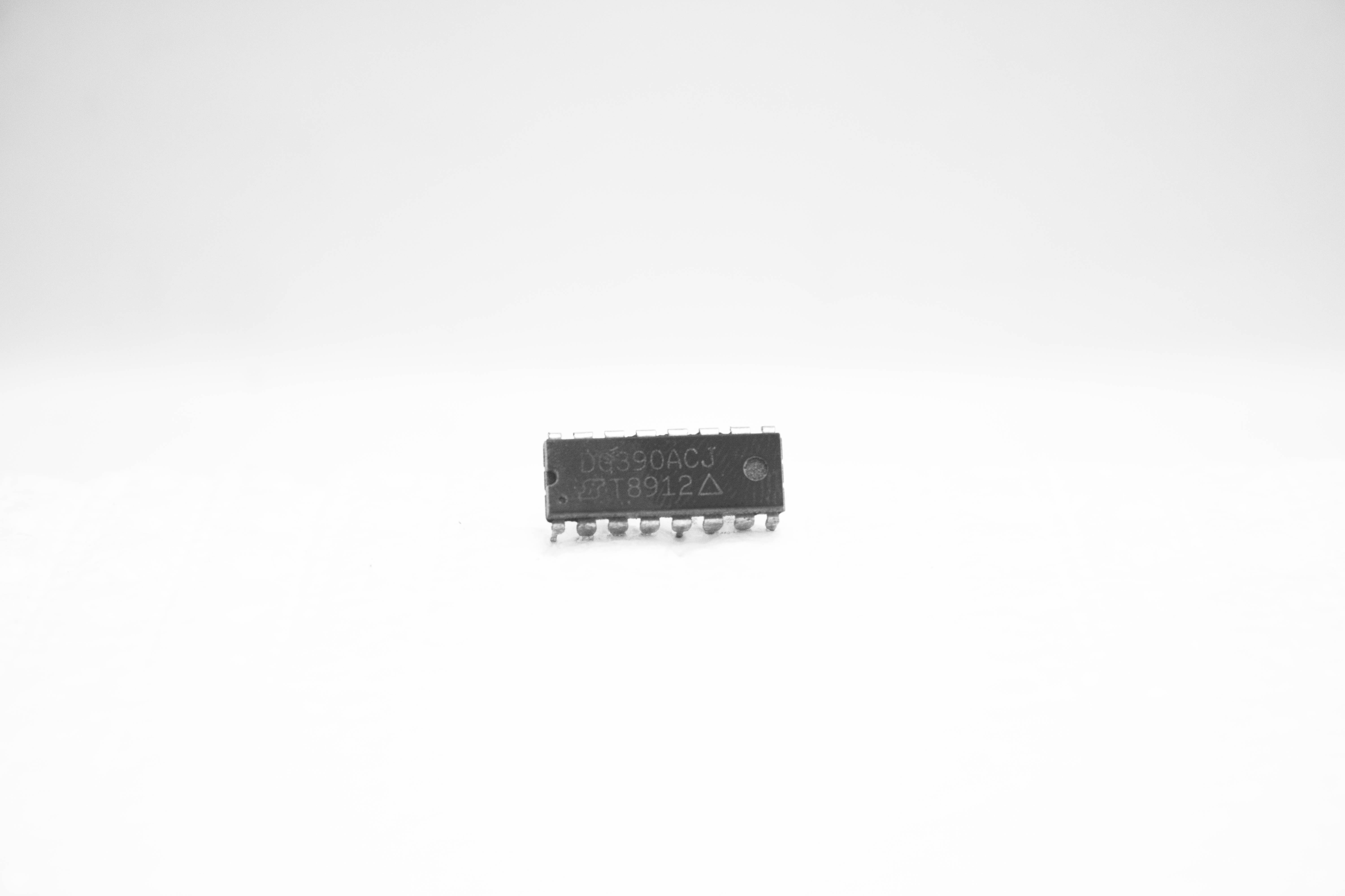 DG390
