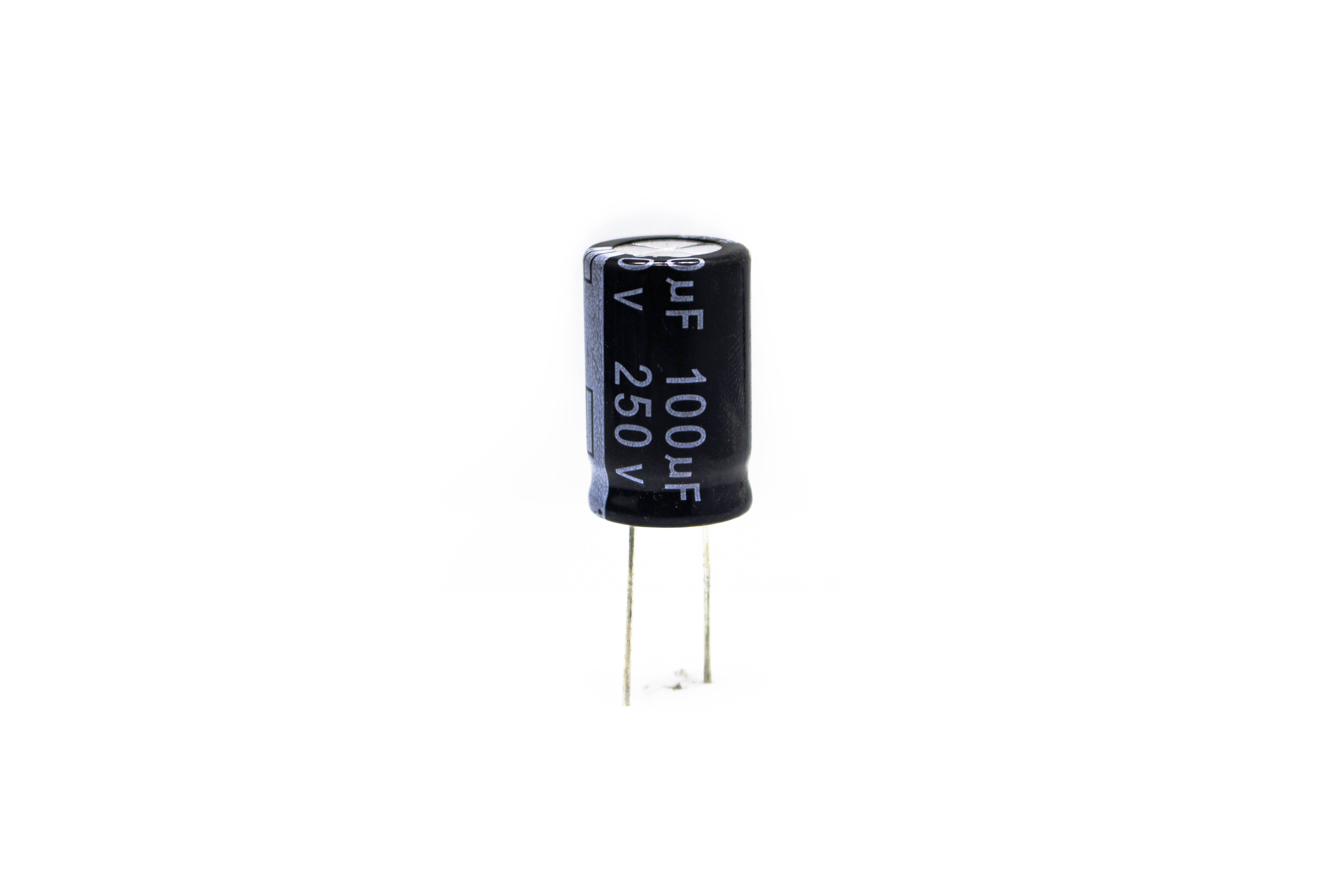 100µF - 250V