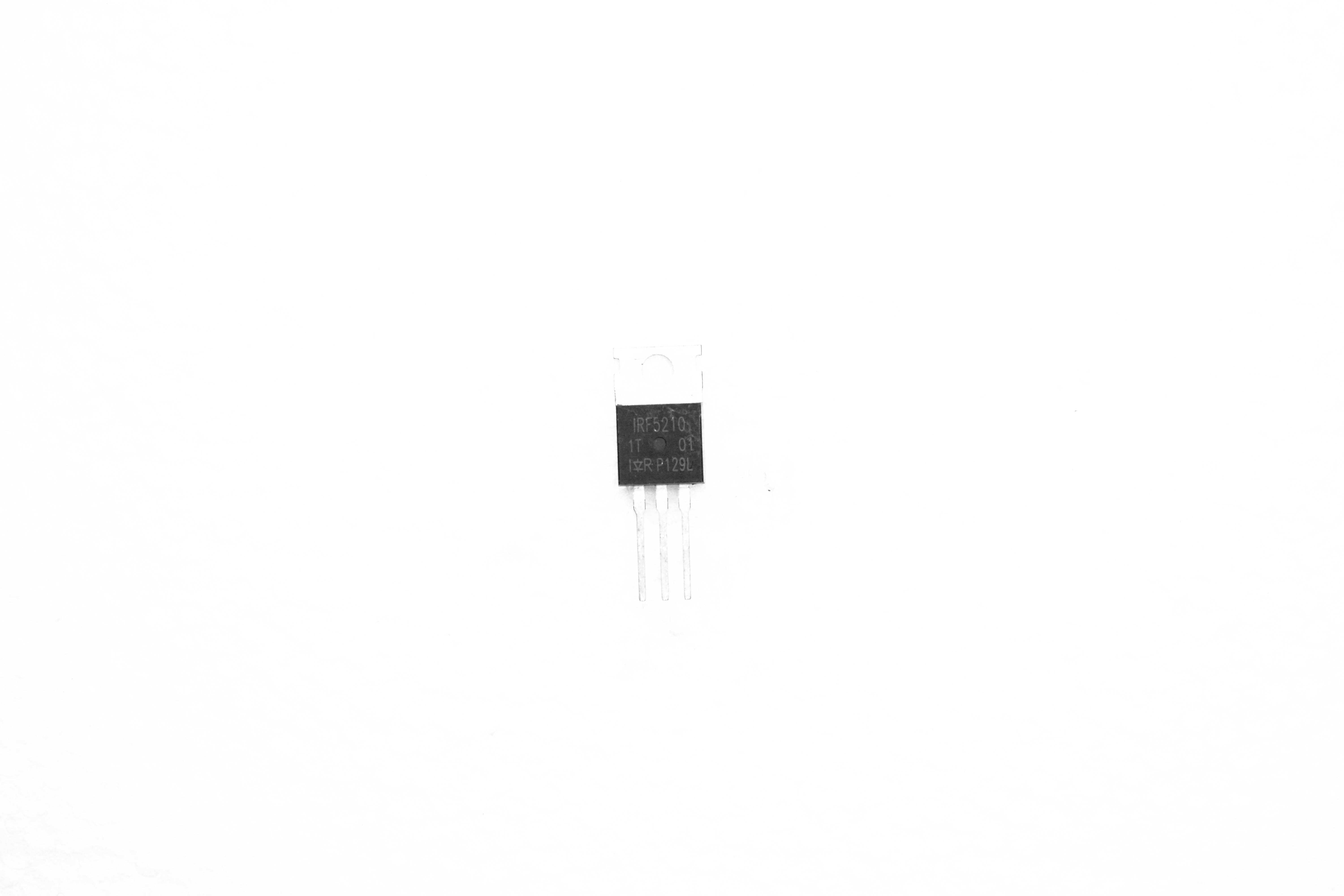 IRF5210