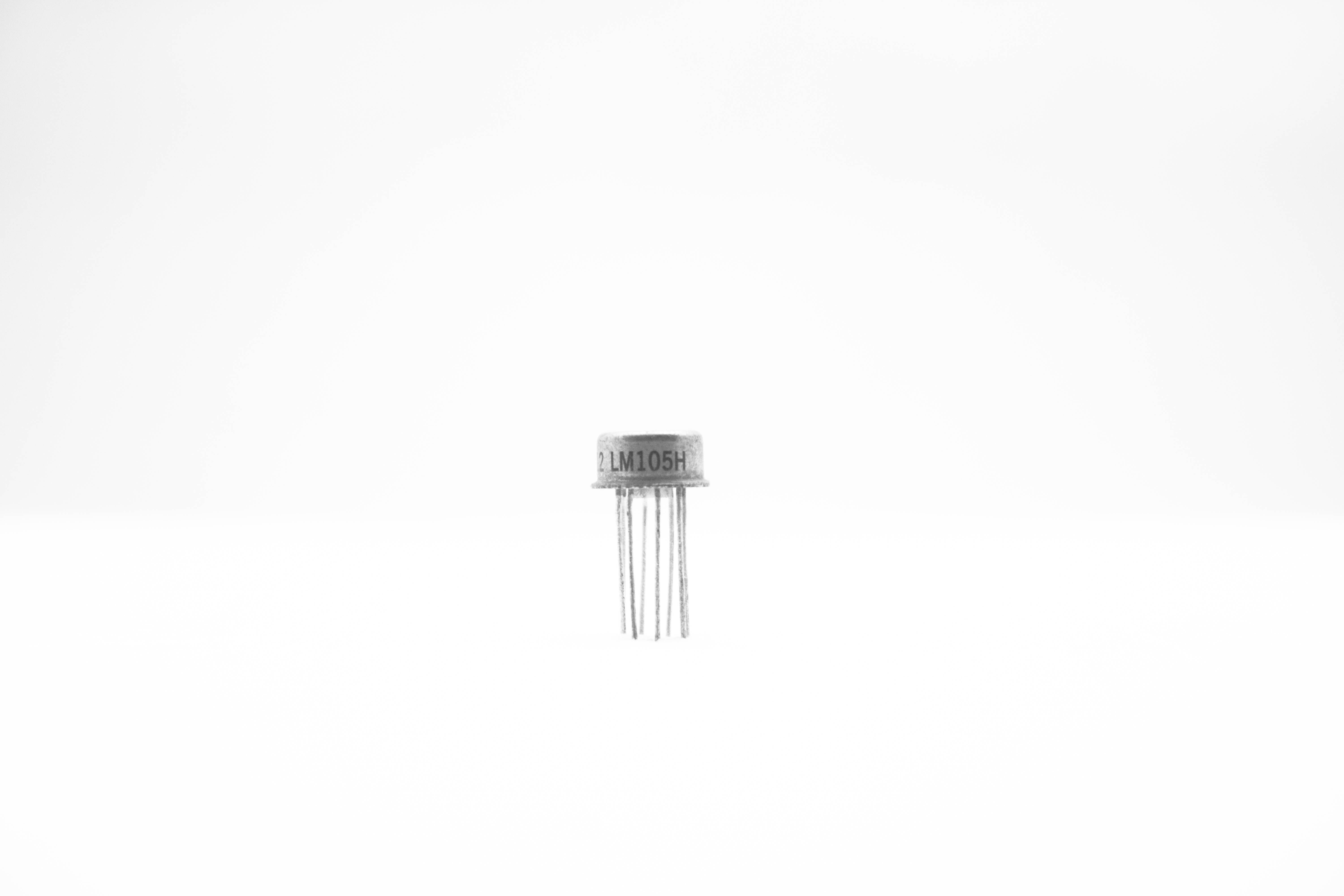 LM105 METAL