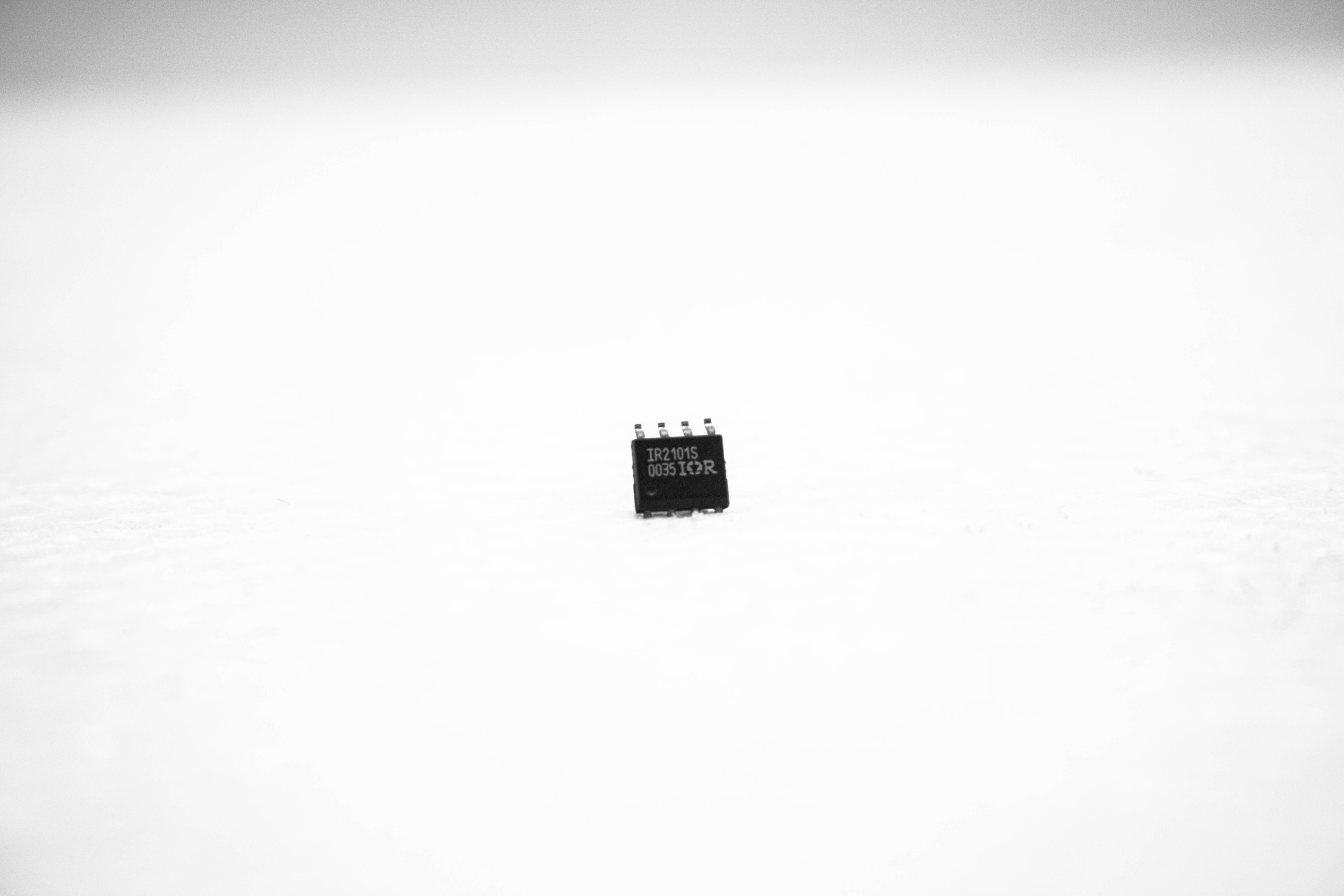 IR2101