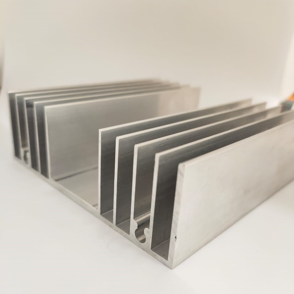 Aluminum Heatsink ( 20x10cm)