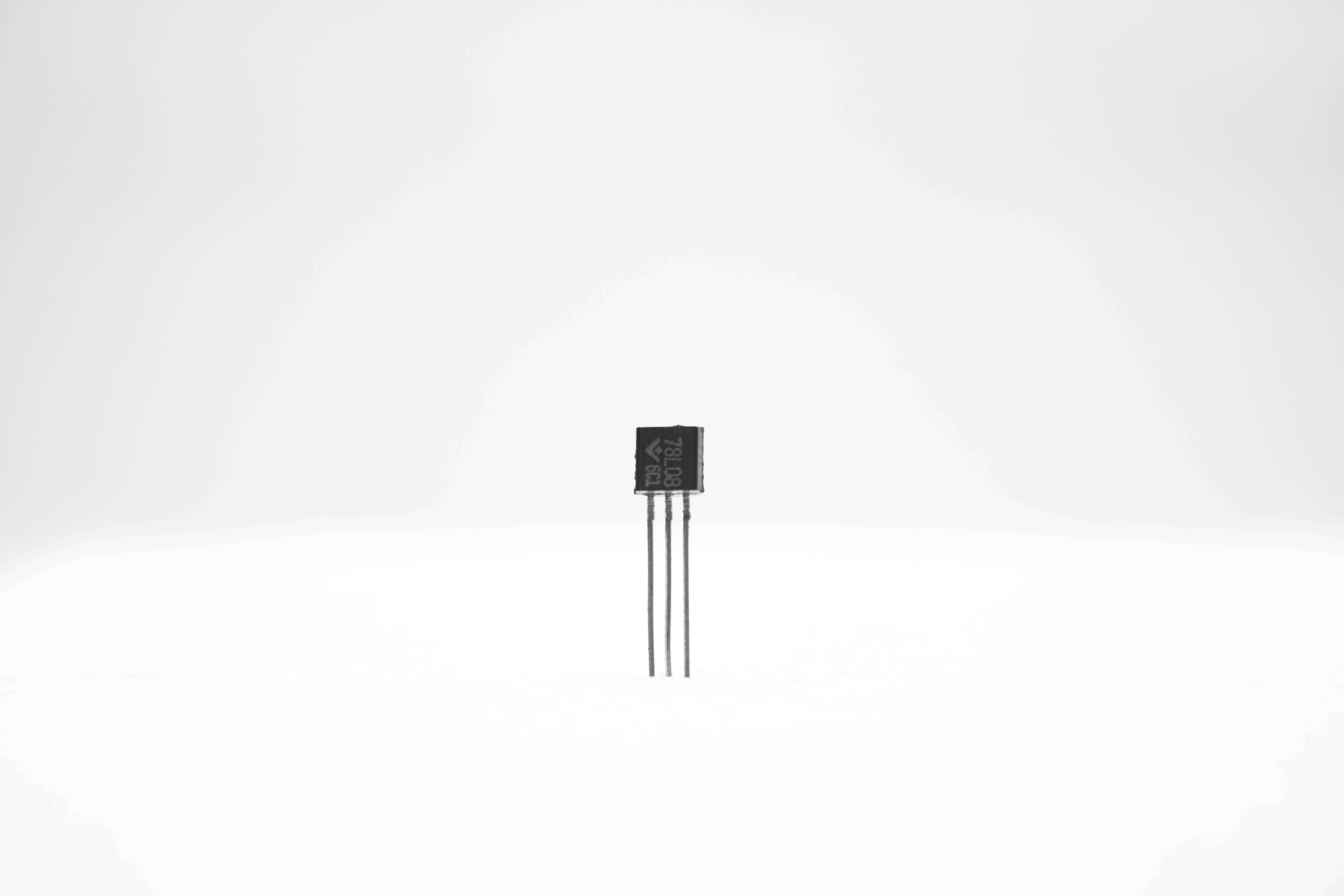 L78L08