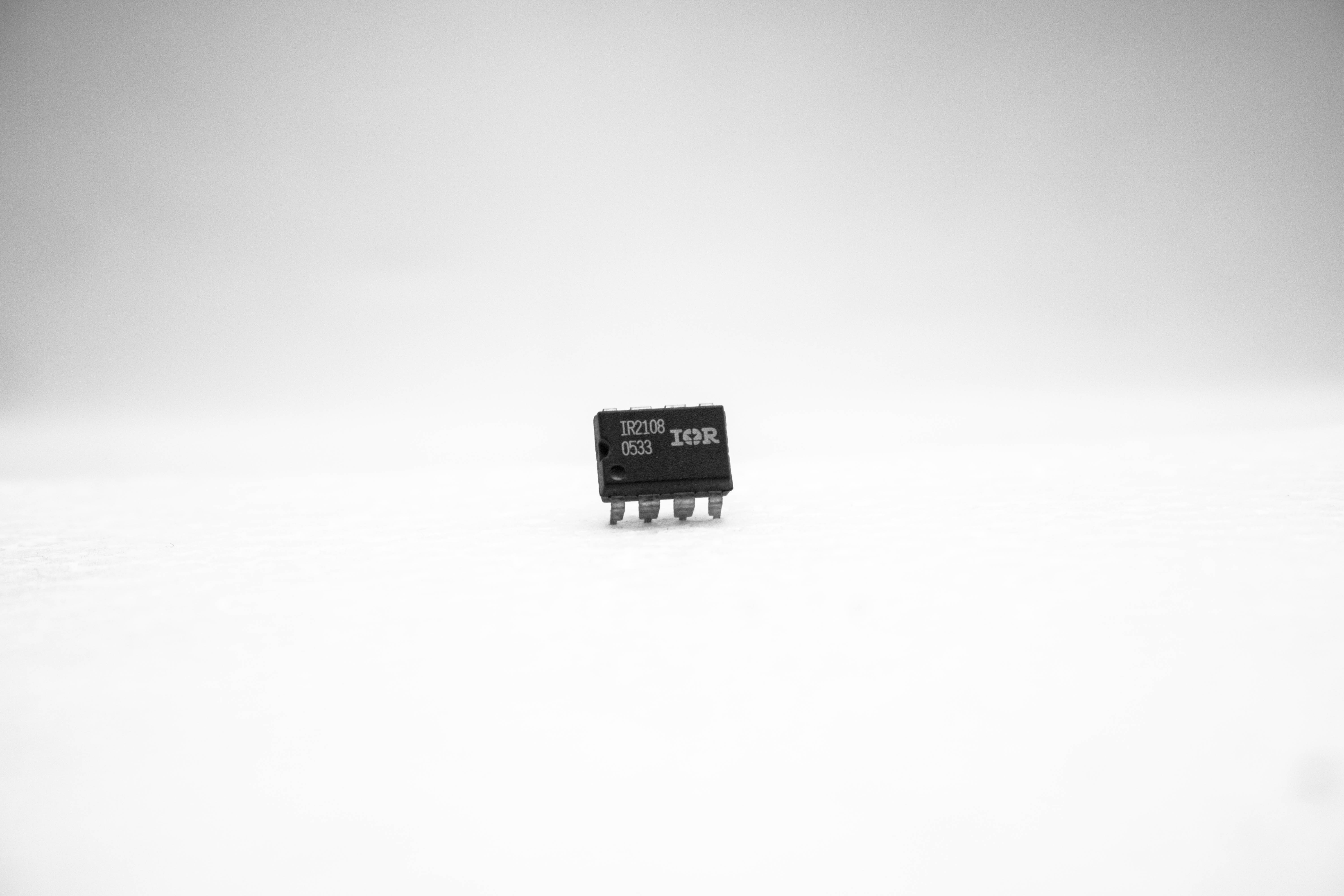 IR2108